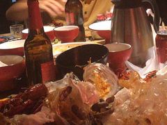 -虾弄弄海派小龙虾·牛羊蝎子火锅