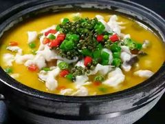 -鲁班小馆(政四街店)