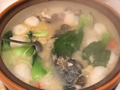 砂锅鱼头汤-九福楼大酒店