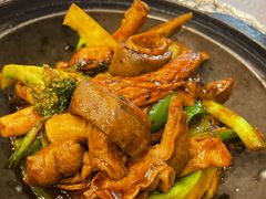 啫啫一品煲-粤·向群饭店(龙津东路总店)