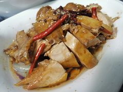 酱油鸡-瑞丰园庭院餐厅·白族传统家常菜