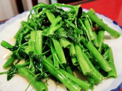 炒时蔬-百年粉蒸牛肉