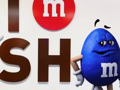 -m豆巧克力世界(上海世茂广场店)