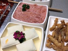 -海底捞火锅(旭辉MALL店)