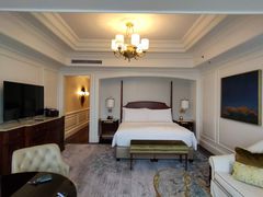 -广州富力丽思卡尔顿酒店