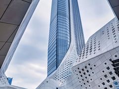 -南京眼步行桥