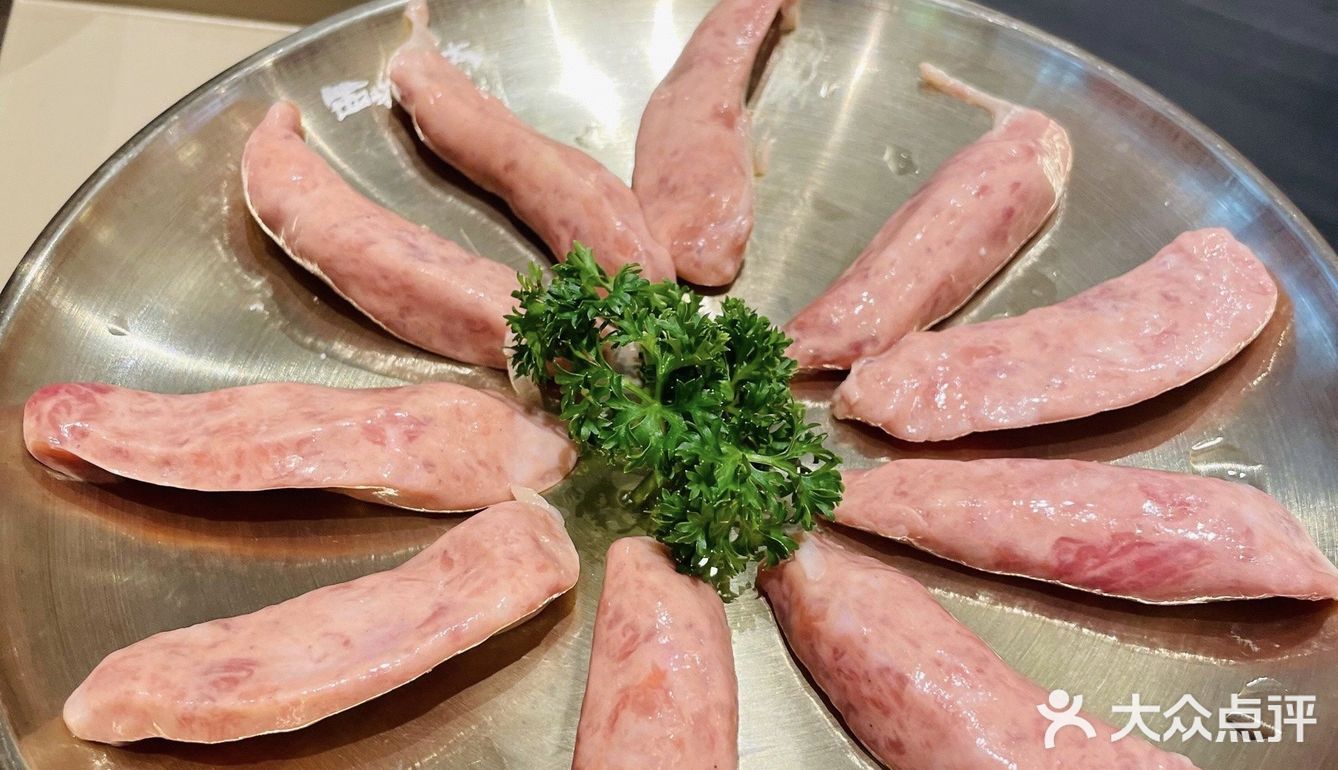 西塔老太太，开启烤肉魅力👵