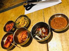 餐前小菜-姜虎东白丁烤肉(虹桥天地店)