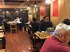 大堂-聚首堂·特色小吃·肘子(什刹海德胜门店)