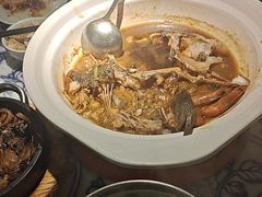 -卢大鲜鱼头捞饭(美利广场店)