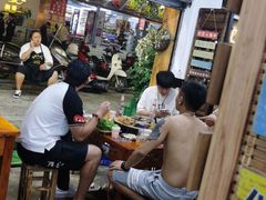 大堂-老姐石板烧烤+铜炭火锅(总店)