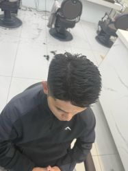 -尤司男士国潮理发馆