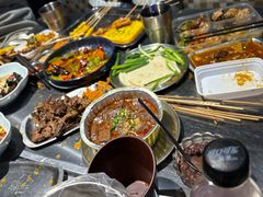 -马路牙子烧烤音乐酒馆(望京店)