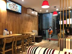 -尊宝比萨(安普顿店)