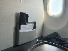 -东方航空(虹桥路店)