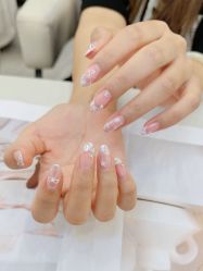 -七彩虹美甲美睫 半永久