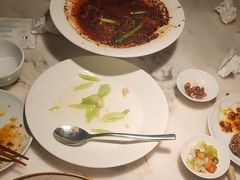 -初蓉丨遇见新川菜(亲贤街荣耀店)