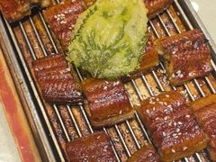 -海派美食·家宴海鲜青岛菜·石锅鲽鱼头(东方城店)