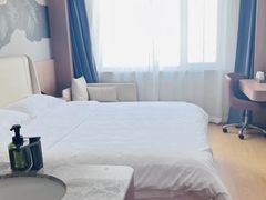 -爱舍海岸酒店(香港中路五四广场店)