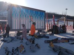-中旅松花湖滑雪场