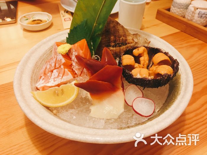 渔家概念料理(央央春天店)海胆图片 - 第1张