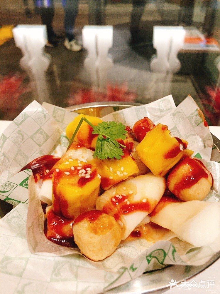 超人气冰室石板街来啰o(^▽^)o大宁久光火爆开业