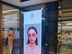 -LensCrafters亮视点·OAKLEY精选(静安嘉里中心店)