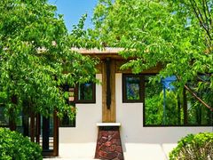 -大连金石滩绿发温泉假日酒店