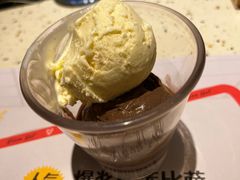 -必胜客(WOW中心城店)
