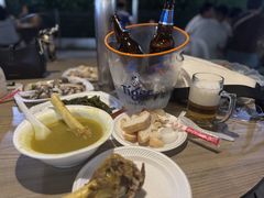 -东海岸人工湖美食村