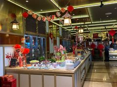 -大中华希尔顿酒店-念自助餐·嗨啤·小龙虾