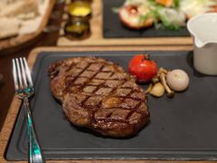 -恰餐厅及酒吧 CHAR Bar & Grill (北京丽都皇冠假日店)