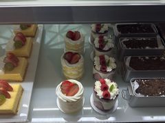 -Plush大堂酒廊(北京金融街威斯汀大酒店)