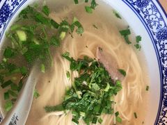 -东大桥小国抻面烧烤(长通路店)