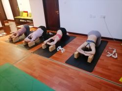 -Yvon yoga 瑜伽·精准体态管理中心