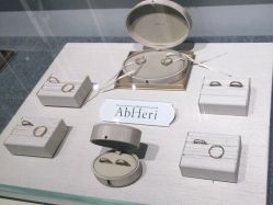 -HeyJewel全球独立设计师原创首饰集合店