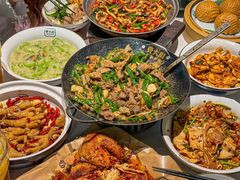 -费大厨辣椒炒肉(黄兴中心广场店)