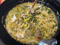 -渔语鱼酸菜鱼新川菜(来福士店)