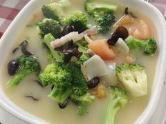 -观塘港茶餐厅(八一大道店)