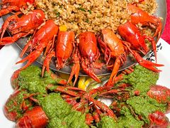 -龙巢盱眙龙虾·牛蛙·烧烤宵夜(八卦岭店)