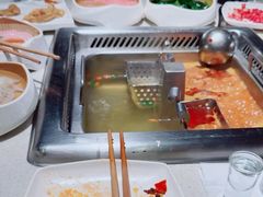 -海底捞火锅鲜切牛肉主题店(长寿路店)