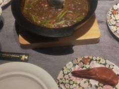 -味+新京宴·烤鸭·北京菜(创意谷店)