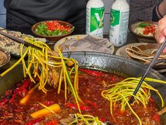 -黄潇洒老火锅(九眼桥宏济巷店)