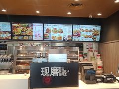 -肯德基(珠峰店)