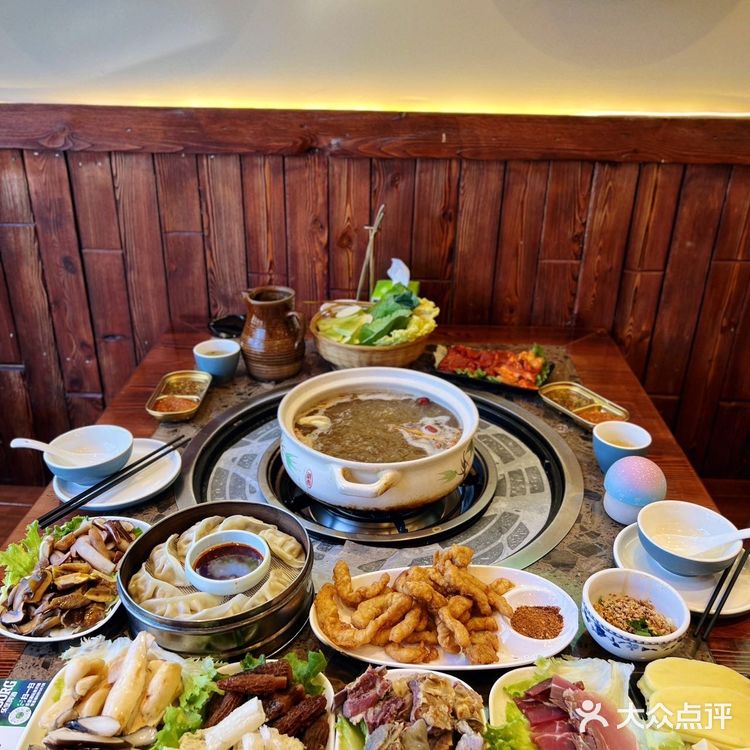 到了大理 那肯定要炫个野生菌火锅🍲 