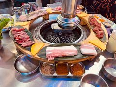 -玄希浪漫厨房·韩料烤肉(湖滨银泰in77店)