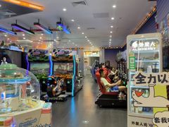 -反斗乐园π·电玩·高空拓展·蹦床(龙华天虹店)