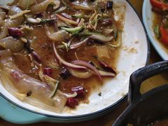 -鹤乡东北菜(崮山路店)