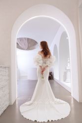 -艾米丽婚纱礼服