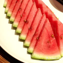 西瓜怎么做好吃的美食 rAs-3Bk1aeCV7luEQdTZ4HI2yT5GycxHO7NBDEb2uQ-1tiHoIFh7s4vj3i5usYHJuzFvxlbkWx5uwqY2qcjixFEuLYk00OmSS1IdNpm8K8sG4JN9RIm2mTKcbLtc2o2vfCF2ubeXzk49OsGrXt_KYDCngOyCwZK-s3fqawWswzk.jpg